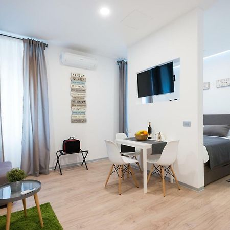 H4U Smart Deluxe Apartment ซาเกร็บ ภายนอก รูปภาพ