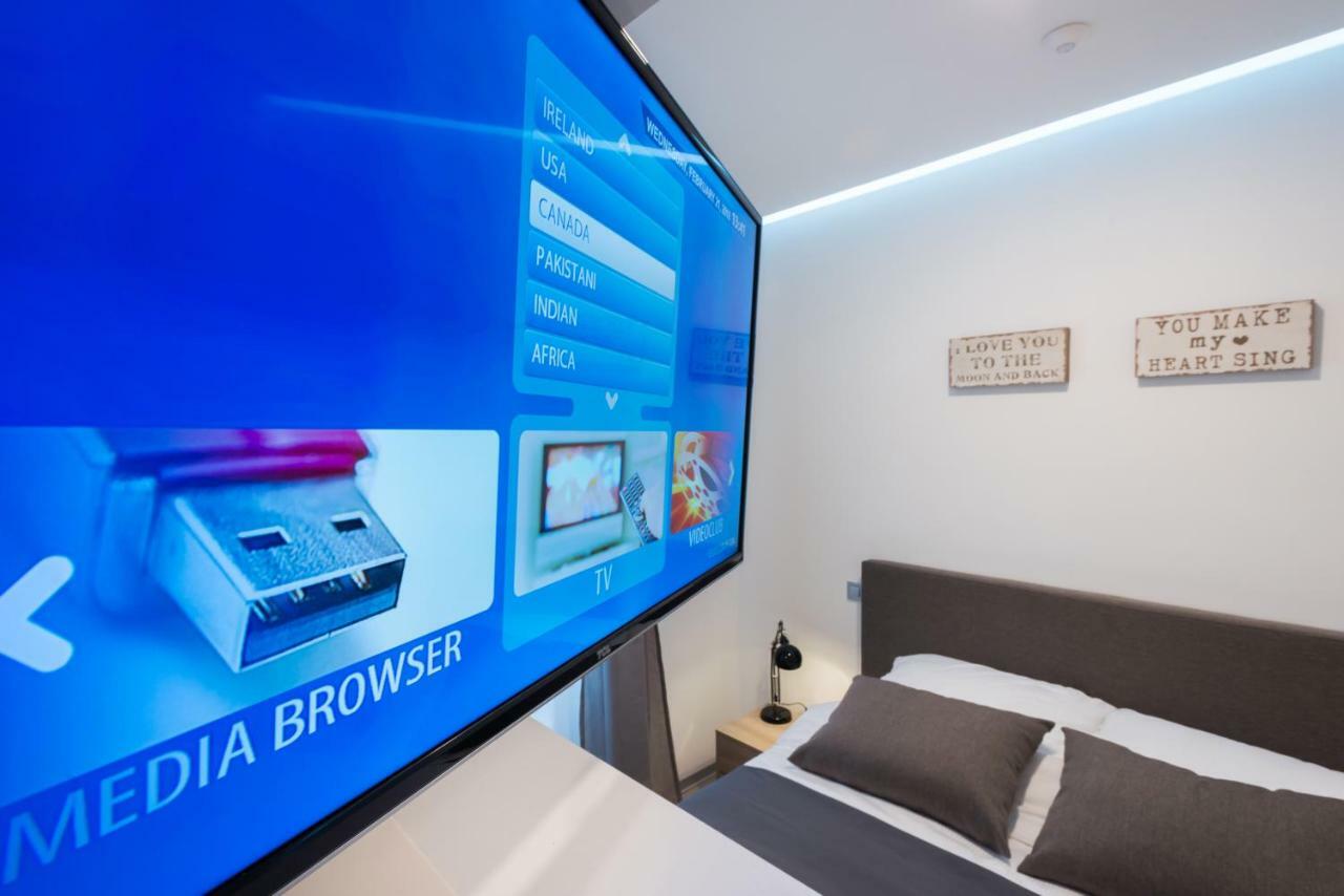 H4U Smart Deluxe Apartment ซาเกร็บ ภายนอก รูปภาพ