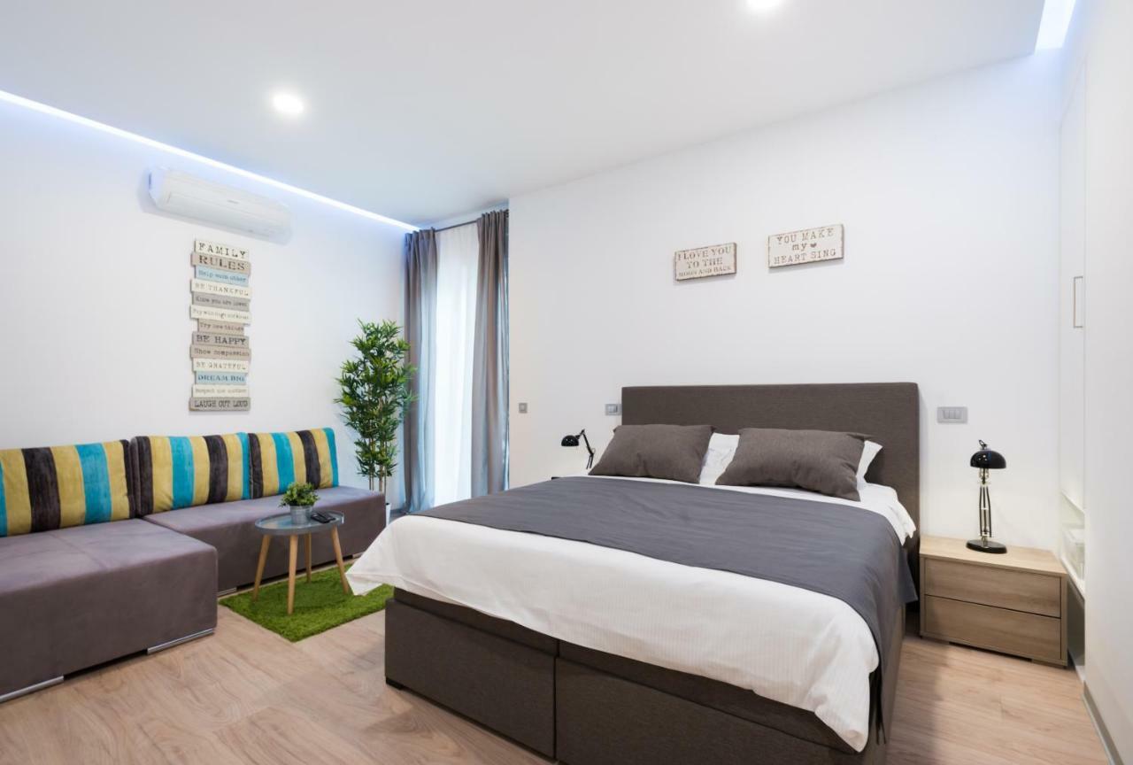 H4U Smart Deluxe Apartment ซาเกร็บ ภายนอก รูปภาพ