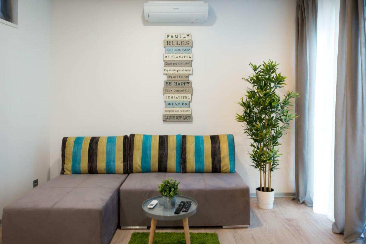 H4U Smart Deluxe Apartment ซาเกร็บ ภายนอก รูปภาพ
