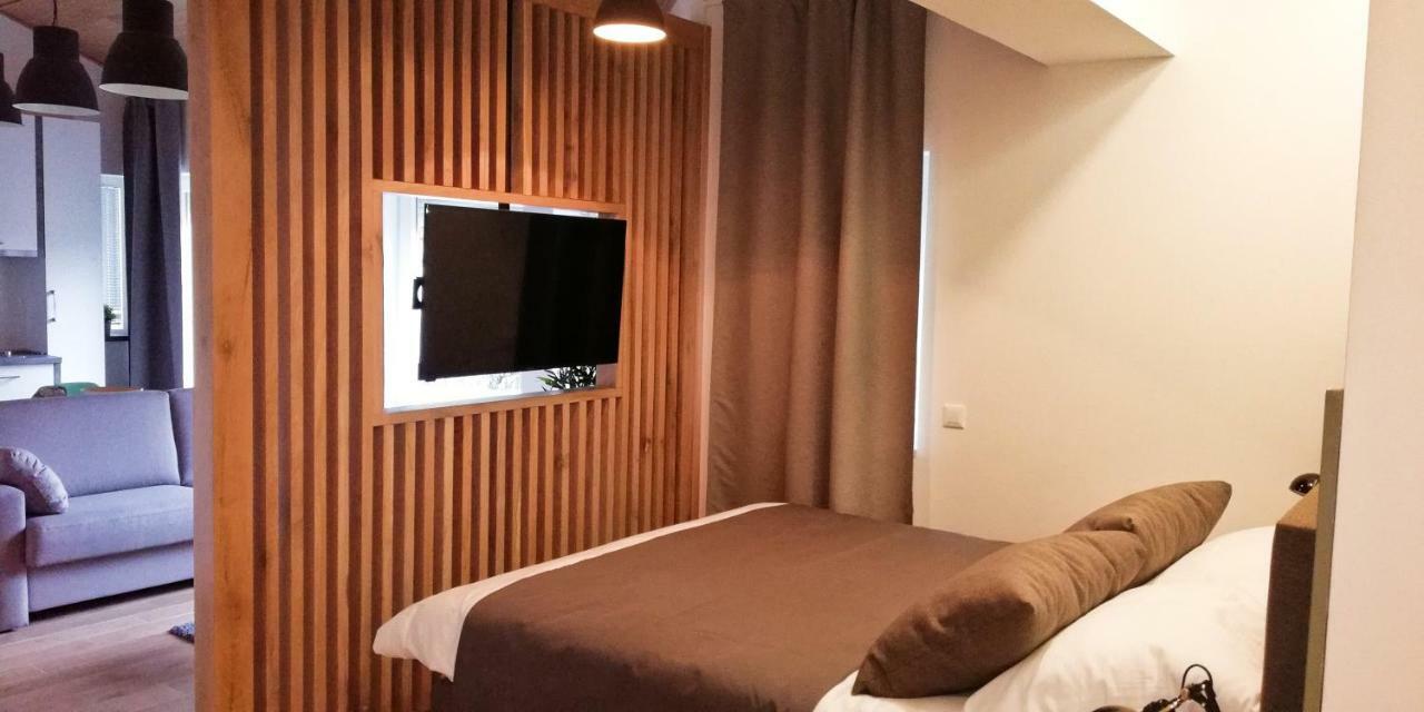 H4U Smart Deluxe Apartment ซาเกร็บ ภายนอก รูปภาพ
