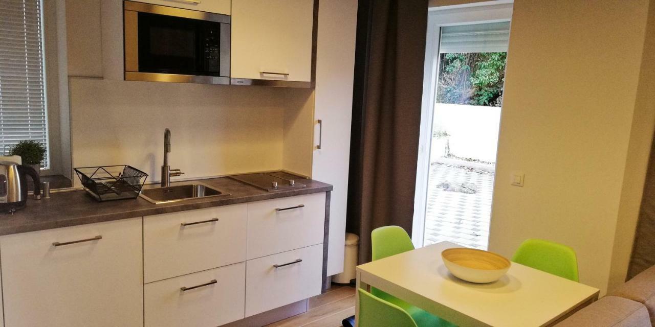 H4U Smart Deluxe Apartment ซาเกร็บ ภายนอก รูปภาพ